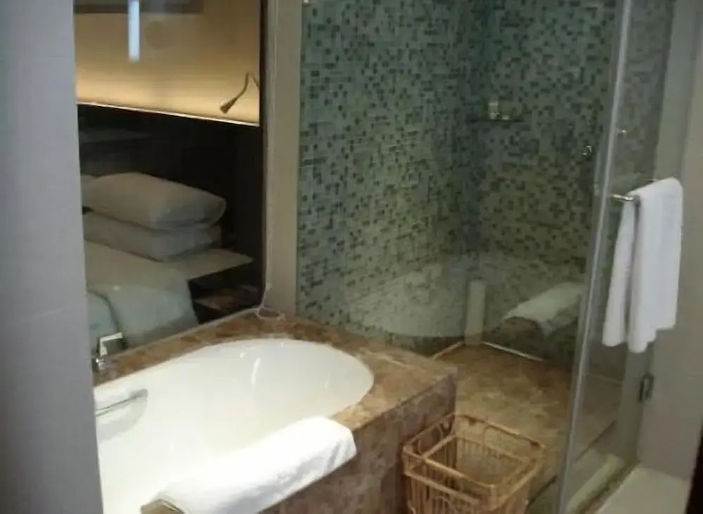 Nanjing New Century Hotel