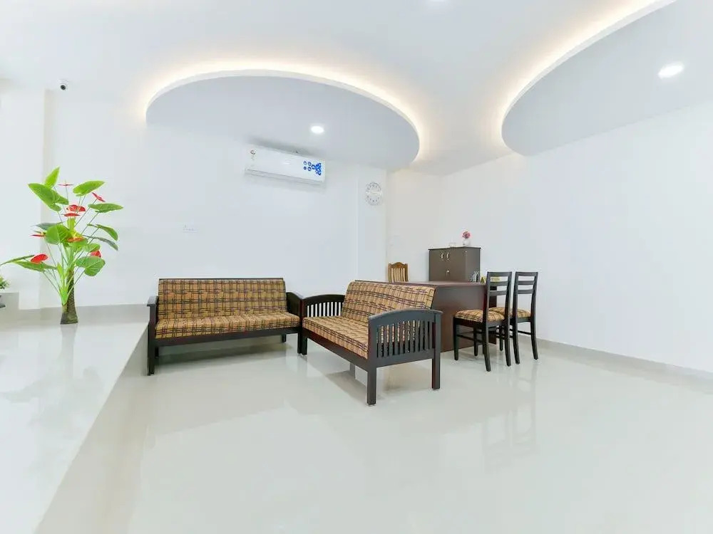 OYO 14865 Home Modern 2BHK Kochi Airport