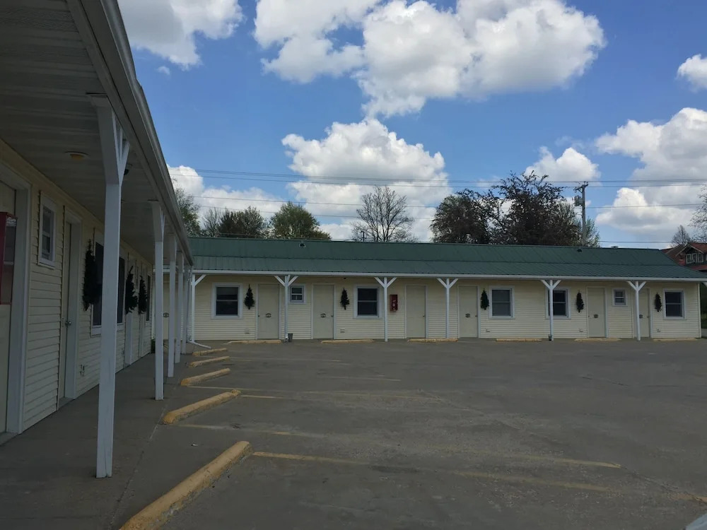 Evergreen Inn