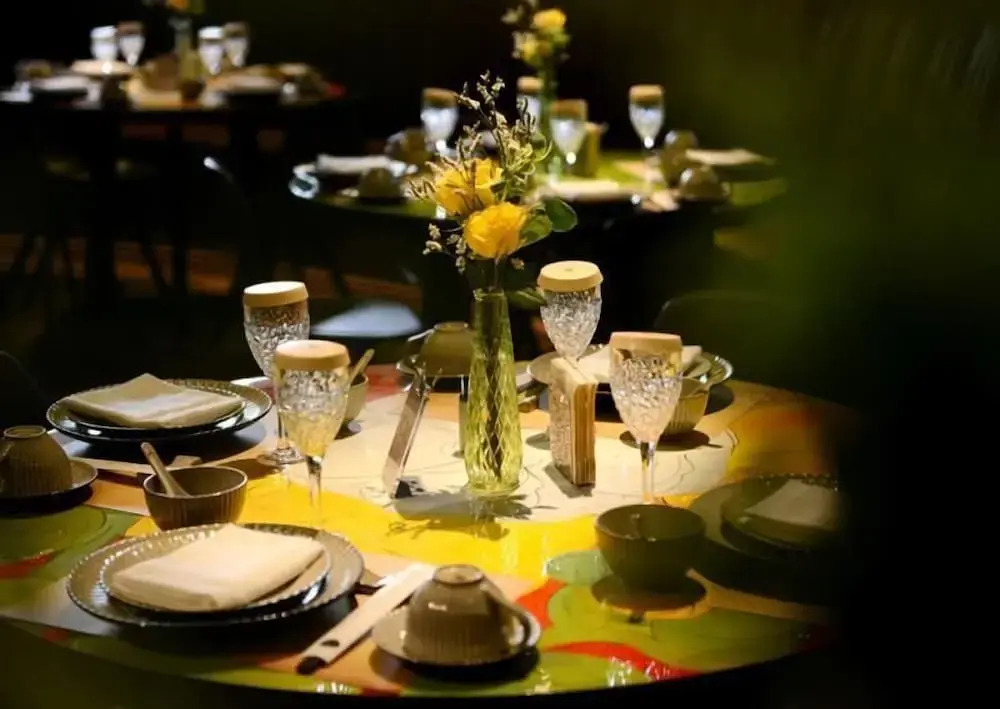 huayang plaza hotel