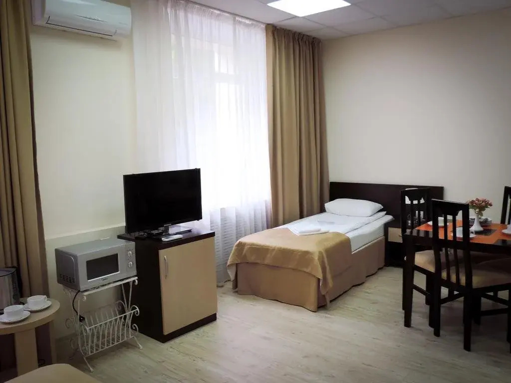 Inn Ordzhonikidze 8A
