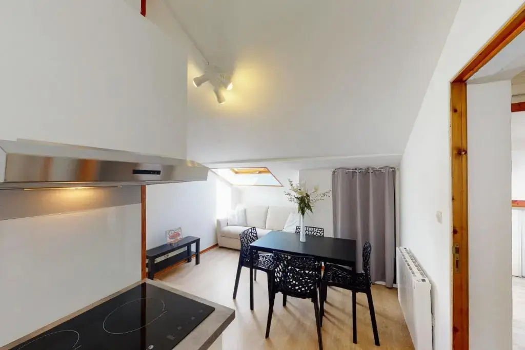 Apartment with 2 bedrooms for 4 people in Annecy-le-Vieux