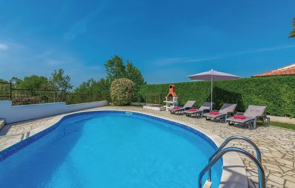 Pet Friendly Home In Porec