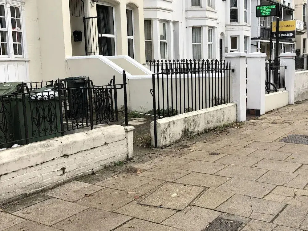 Portsmouth Budget Hotels - All rooms are EN-SUITE