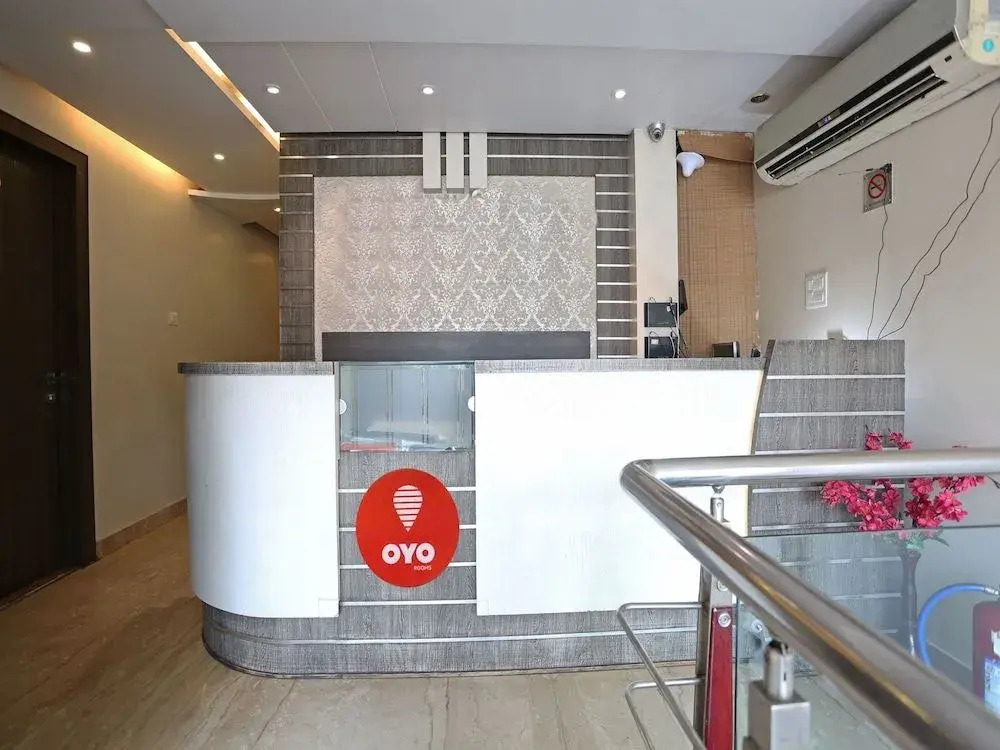 OYO 1807 Hotel Platinum Inn