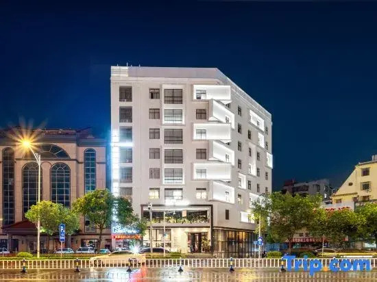 24HCOLOR Hotel (Huizhou Jinshanhu Park Branch)