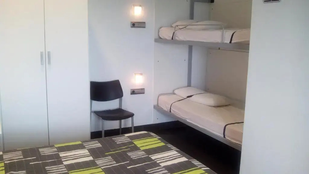Albergue/Auberge ULIA Youth Hostel
