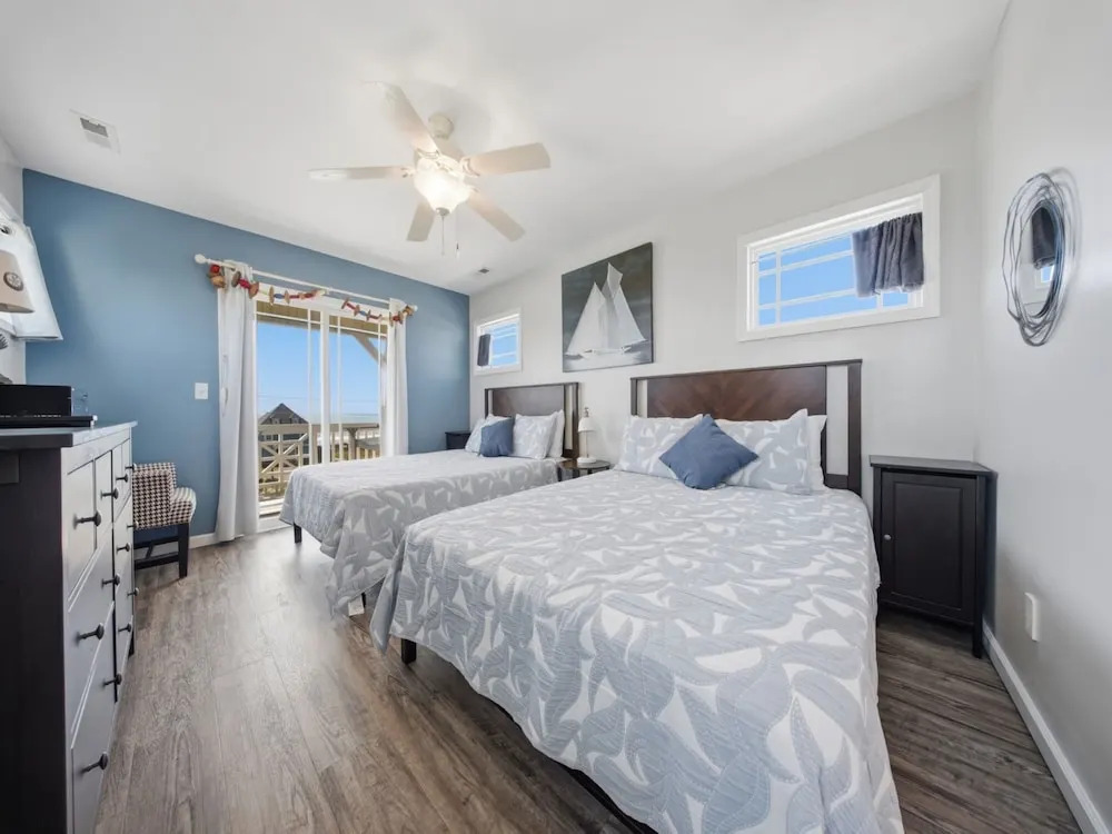 Lovin' Lowe Tide by Topsail Realty