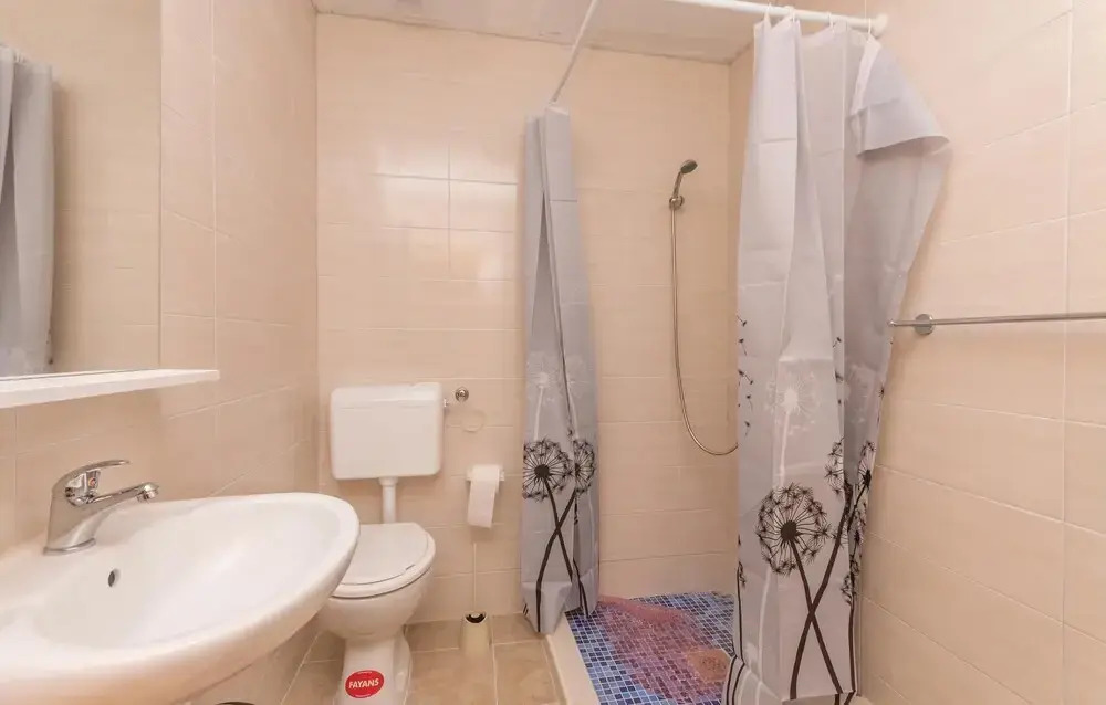 Nice Home in Biograd na Moru With 6 Bedrooms, Wifi and Outdoor Swimming Pool