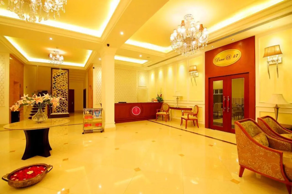 Camelot Hotel