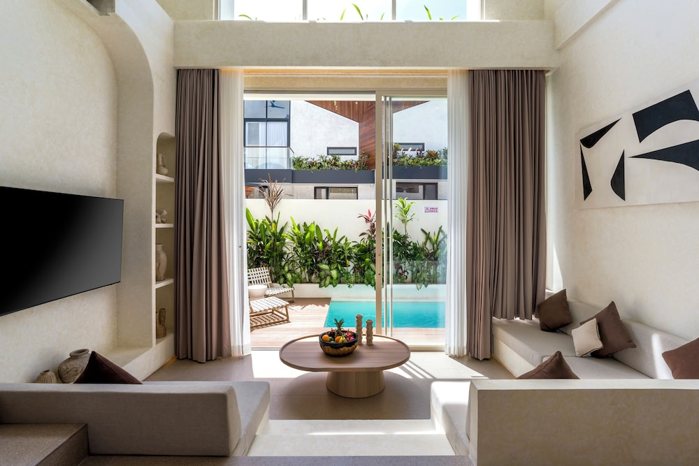 Villa Fresko 3 by Alfred in Bali