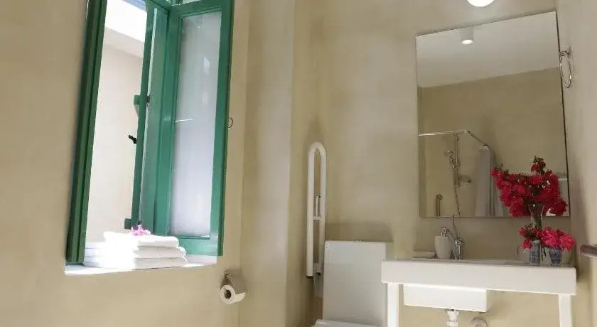 To Konatzi tis Marikas tzai tou Yianni