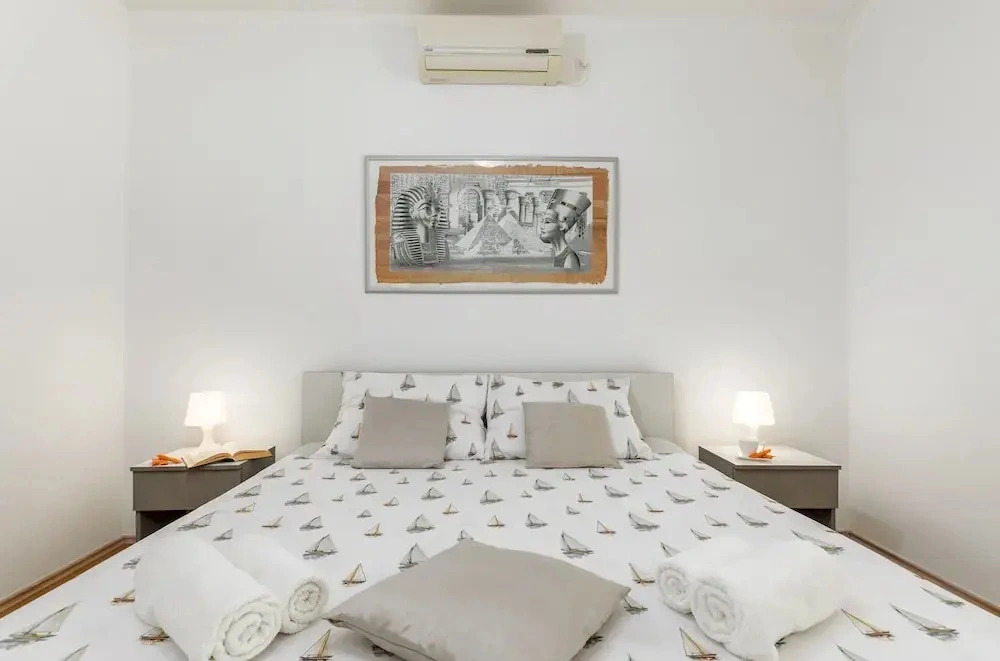 Villa in Pula near Roman Amphitheater