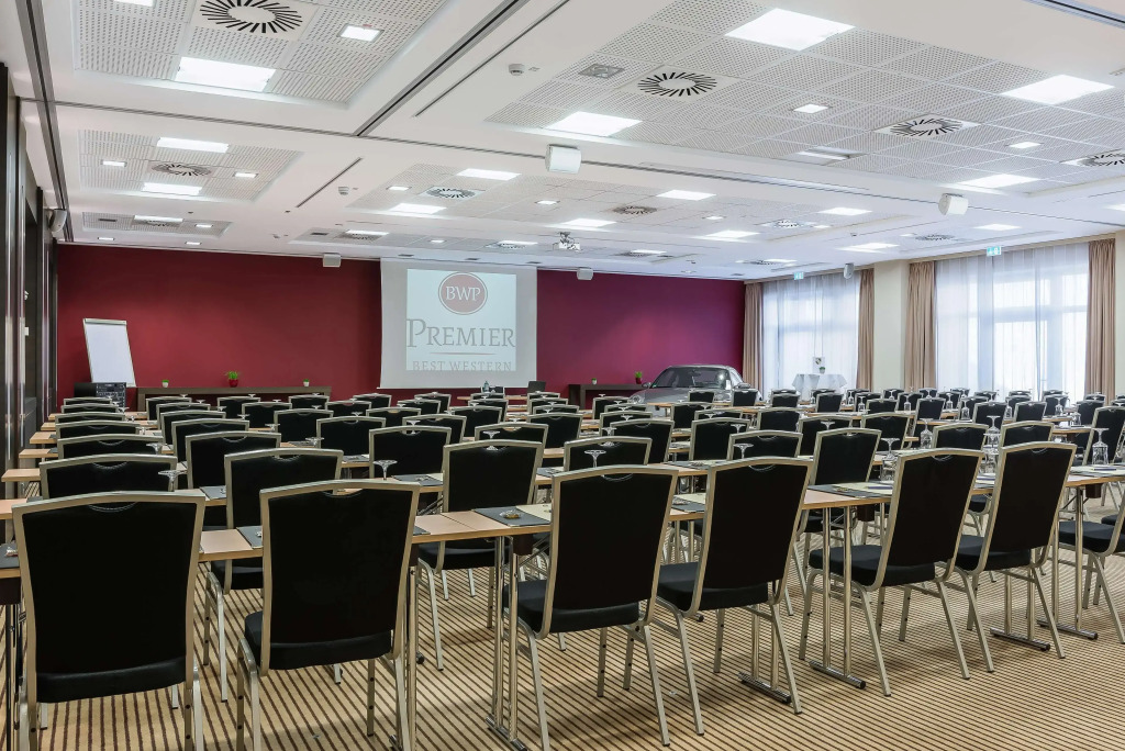 Hotel Regensburg operated by Beepartment