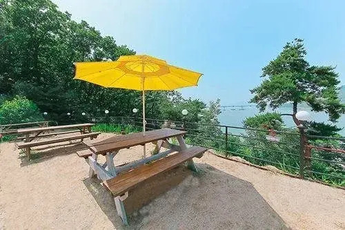 Seongmodosky Port Pension