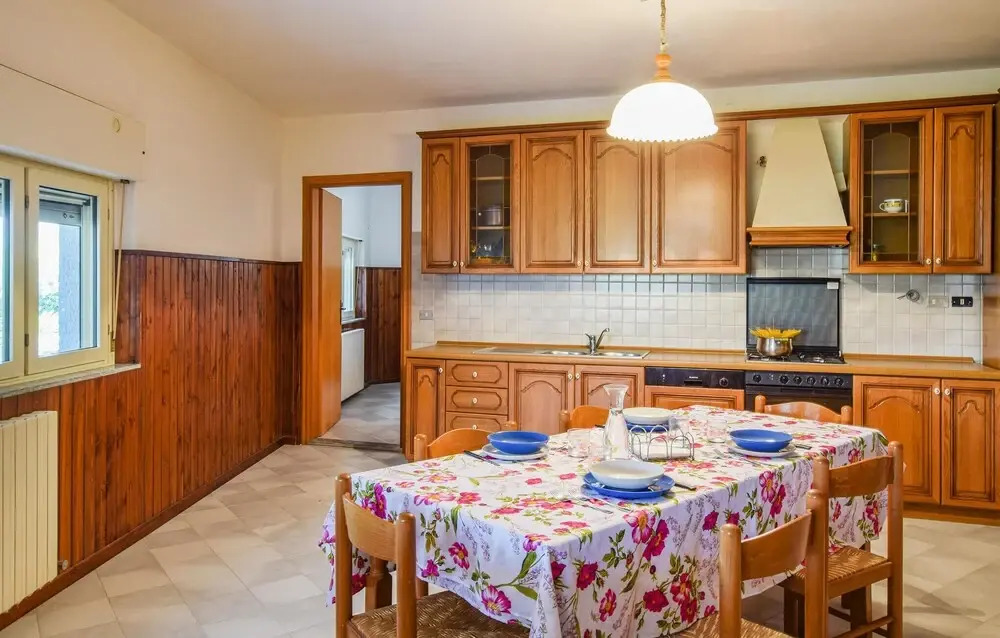 Stunning Apartment in Guardavalle With 2 Bedrooms and Wifi
