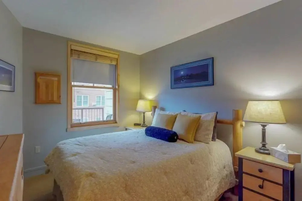 1 Bedroom Mountain Condo In River Run Village With Beautiful Mountain Views And Walking Distance To Ski