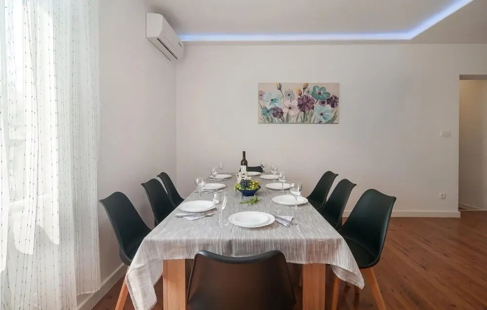 Awesome Apartment in Kastel Sucurac With Wifi and 4 Bedrooms