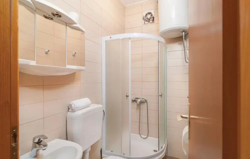 Amazing Home In Supetar