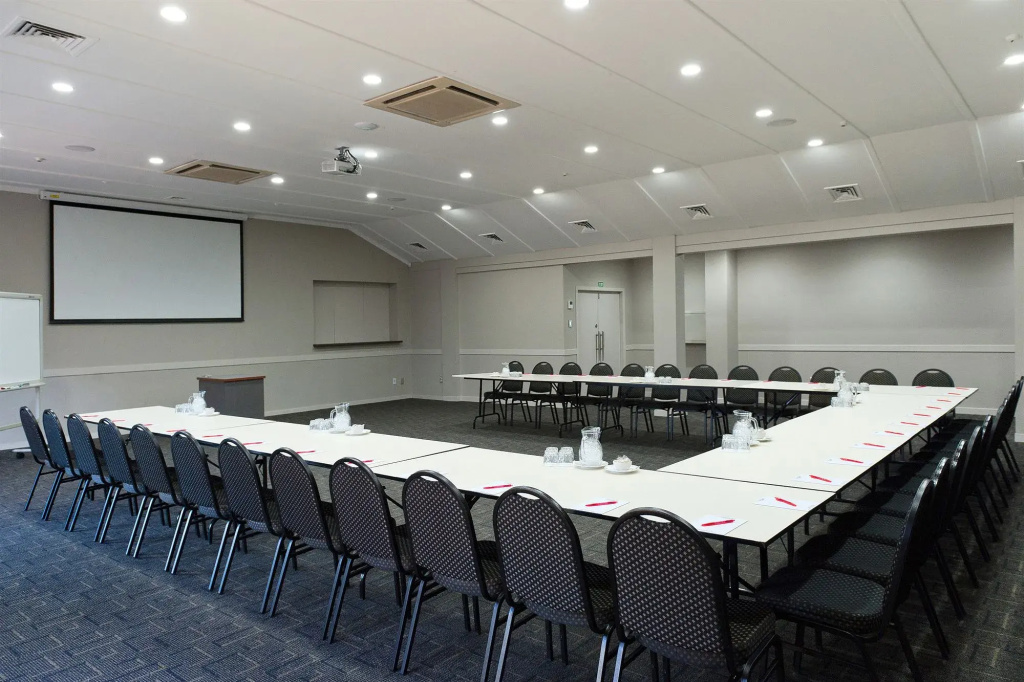 Suncourt Hotel & Conference Centre