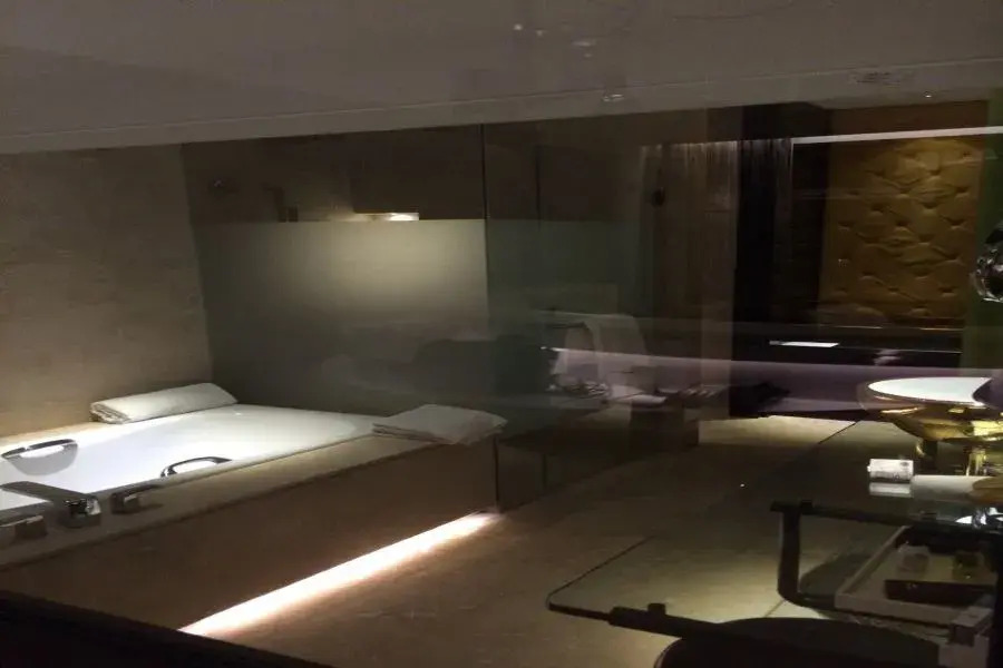 Cineaste Garden Hotel