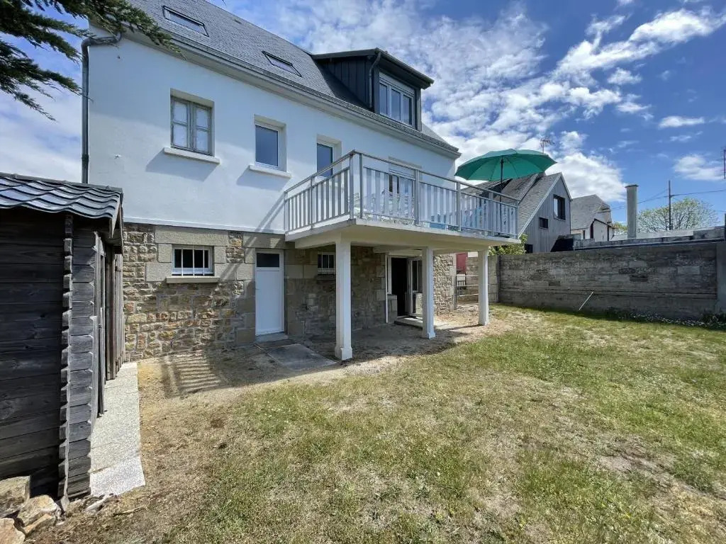 Maison Jullouville, 7 pièces, 9 personnes - FR-1-361-164