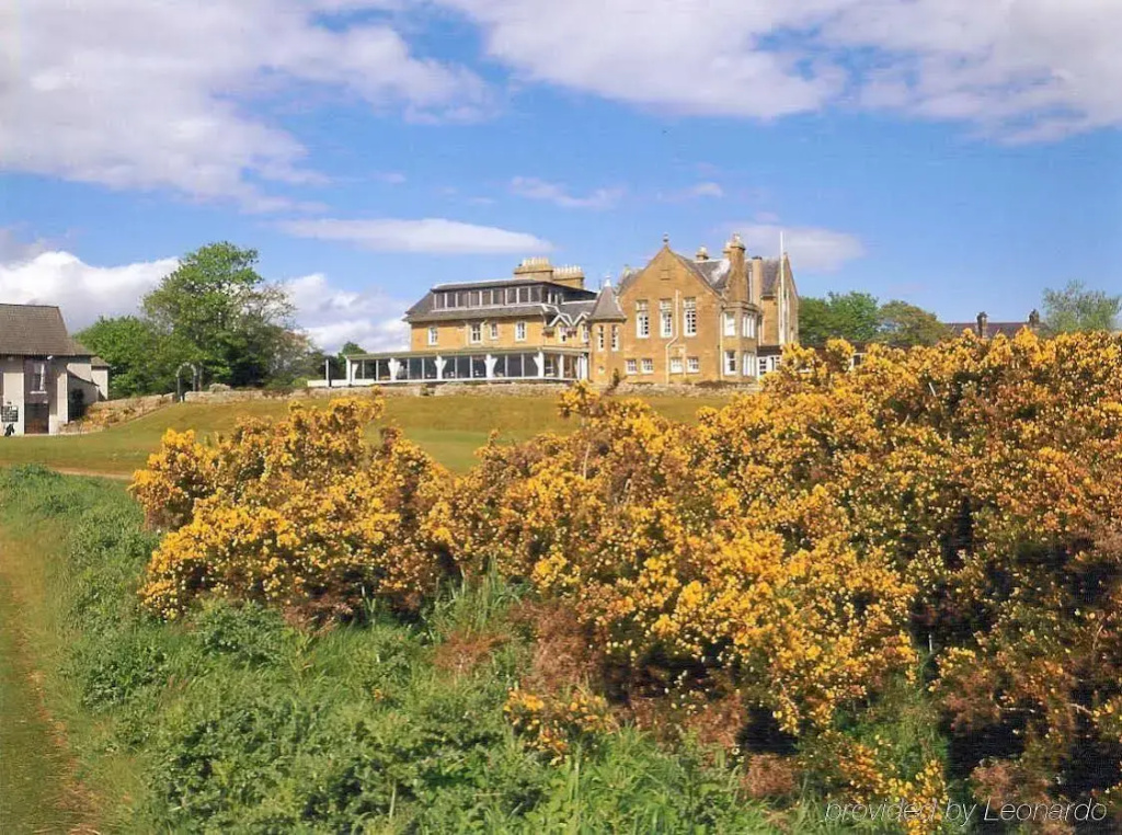 Royal Golf Apartments