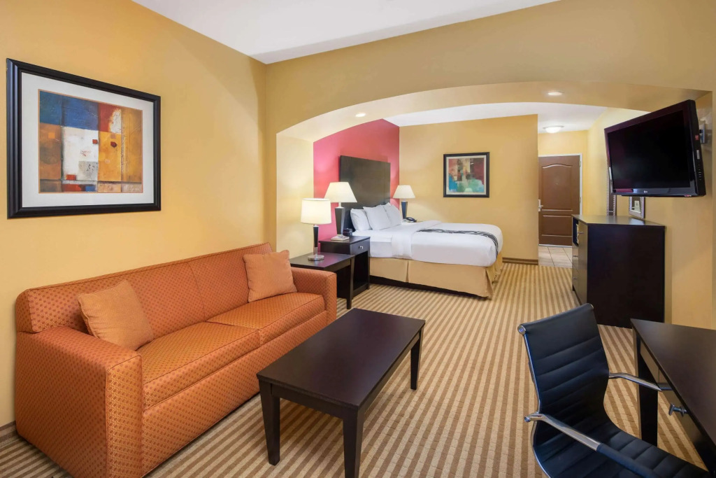 La Quinta by Wyndham Atlanta Union City