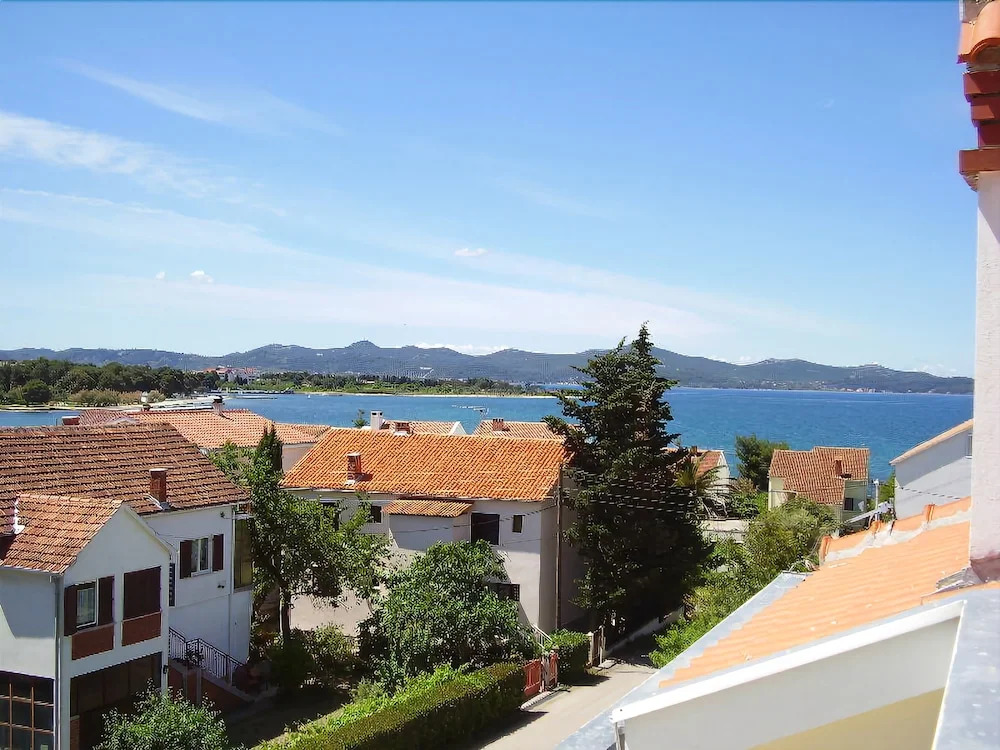 Apartments Milin