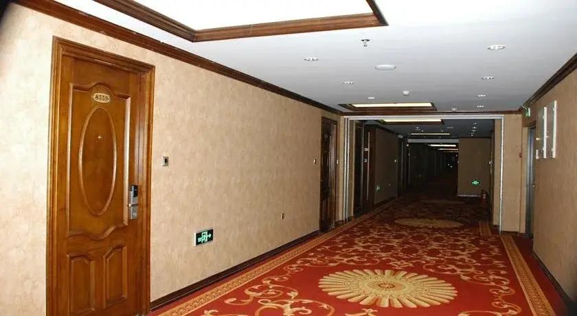 Dream Land Hotel