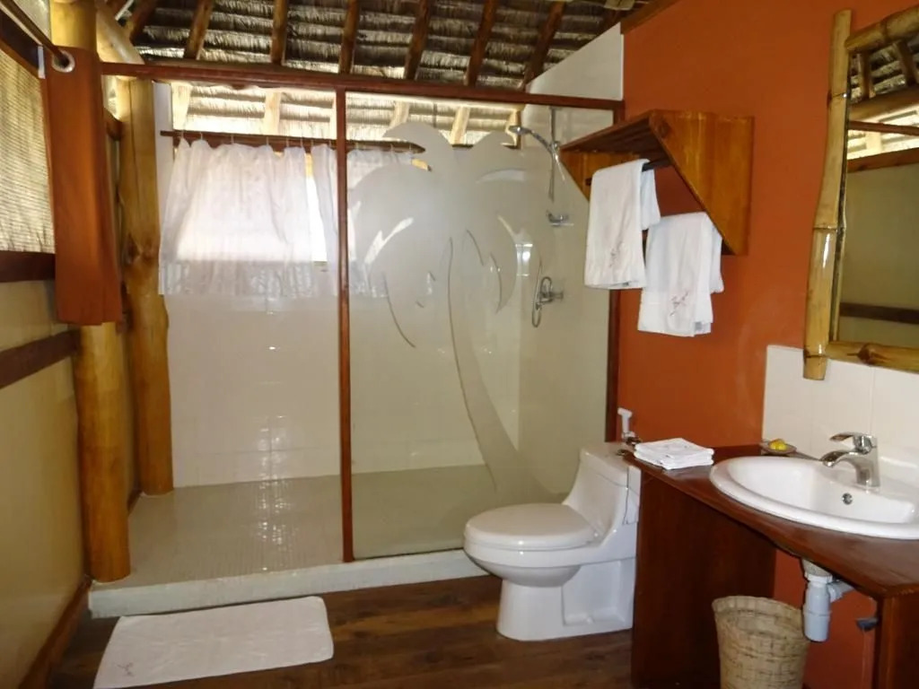 Barrys Beach Resort Pangani