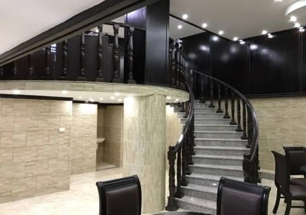 Peace Way Hotel