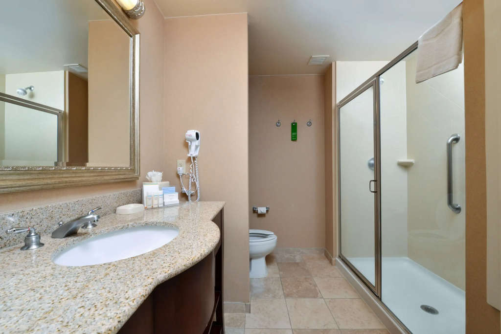 Hampton Inn & Suites Tacoma
