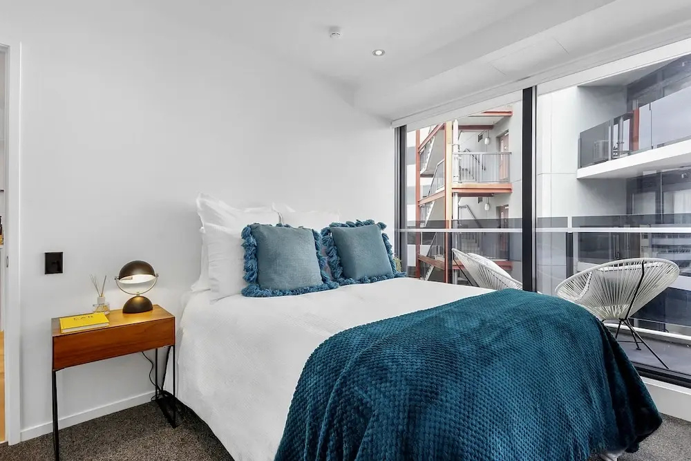 Brand New Refurbished 2 Bedroom In City By Urban Butler