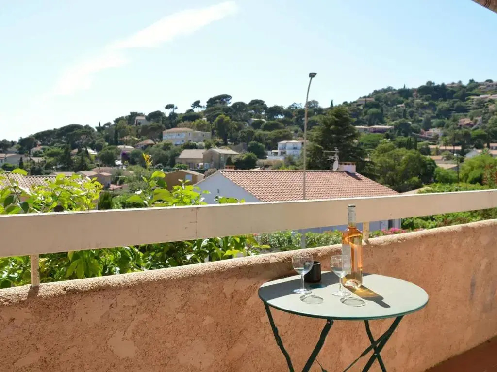 Appartement Bormes-les-Mimosas, 2 pièces, 4 personnes - FR-1-251-395