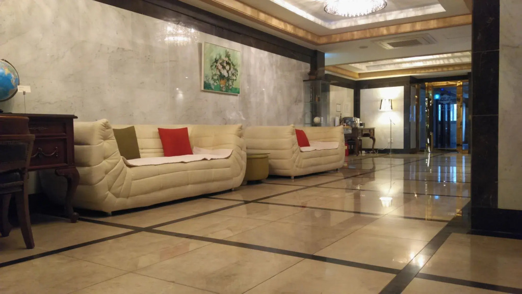 Orsay Business Hotel