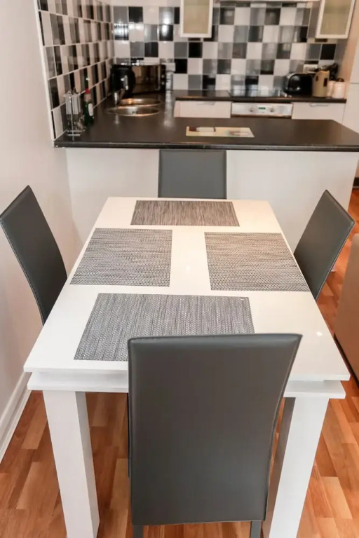 Freya Apartment