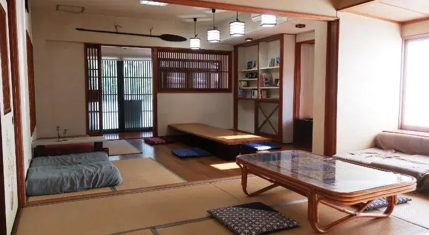 Naru. Guest House