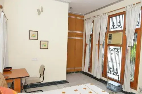Sandys Homestay