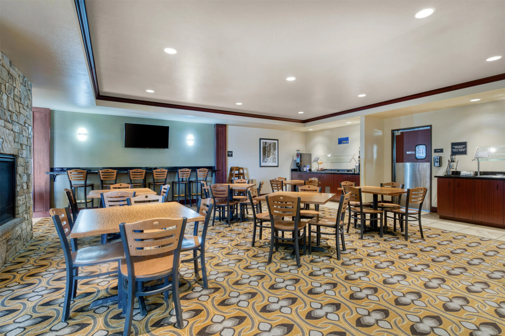 Best Western Shelby Inn & Suites
