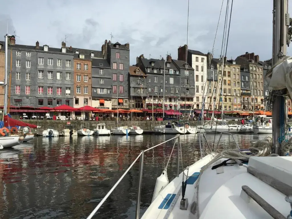 Le Petit Paradis