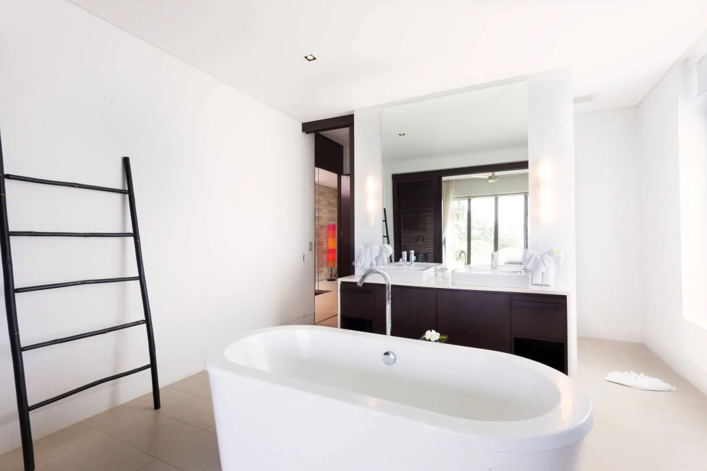 Baan Yamu Private Villa by RESAVA