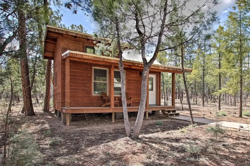 Lakeside Cabin on 2 Acres w/ Fire Pit + Hot Tub!