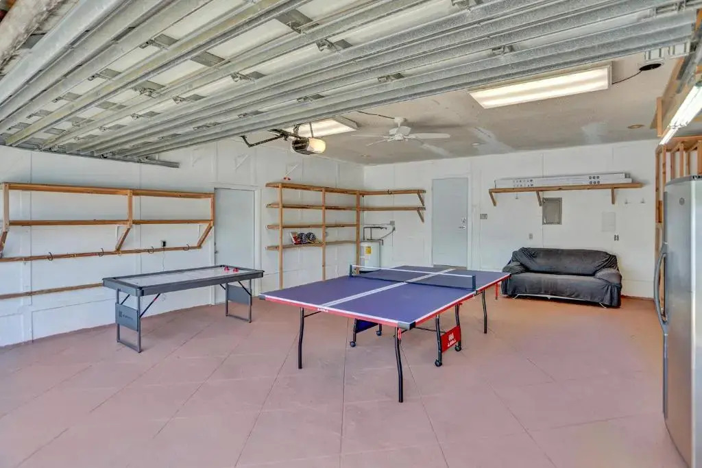 Modern & Fun 3BD Villa by the Beach, Pool & BBQ