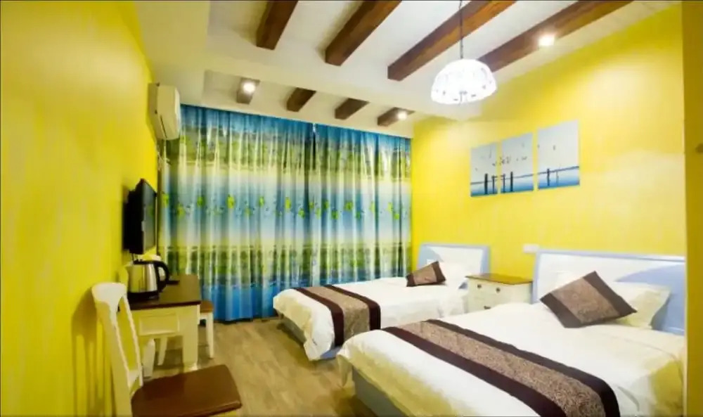 Wuzhen Shibajian Theme Inn