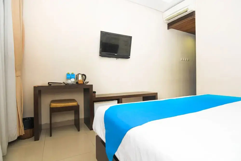 巴厘岛登巴萨艾里萨努尔新路伍拉赖402号酒店(Airy Sanur Bypass Ngurah Rai 402 Bali)