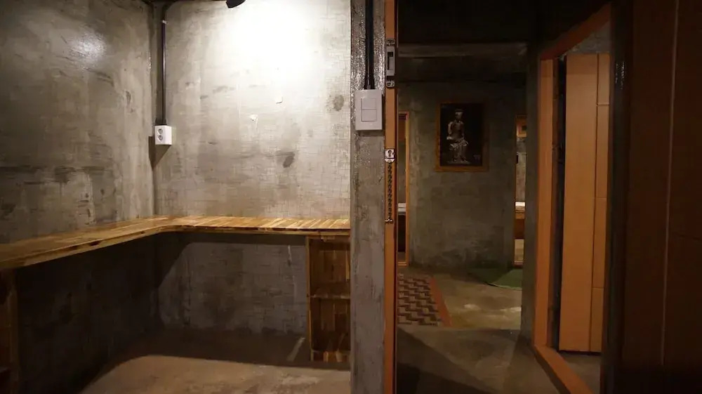 Guesthouse H