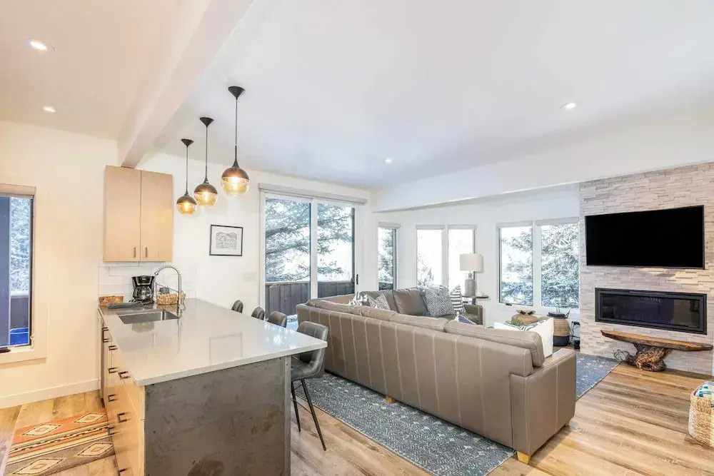 Manitou Riverhouse 115 by Avantstay Spacious Condo in the Centre of Telluride