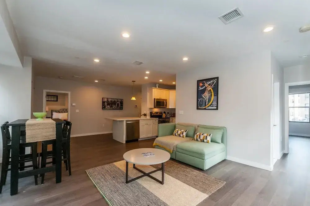 BOS005 2 Bedroom Apartment By Senstay