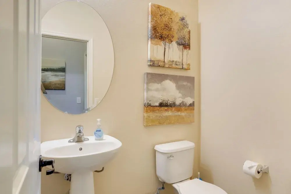 6 Mi to Luke Afb: Oasis w/ Private Pool
